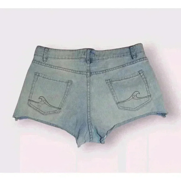 Roxy Women's Size 28 Blue Cut Off Light Wash Denim Shorts Cotton Jeans - Picture 2 of 10